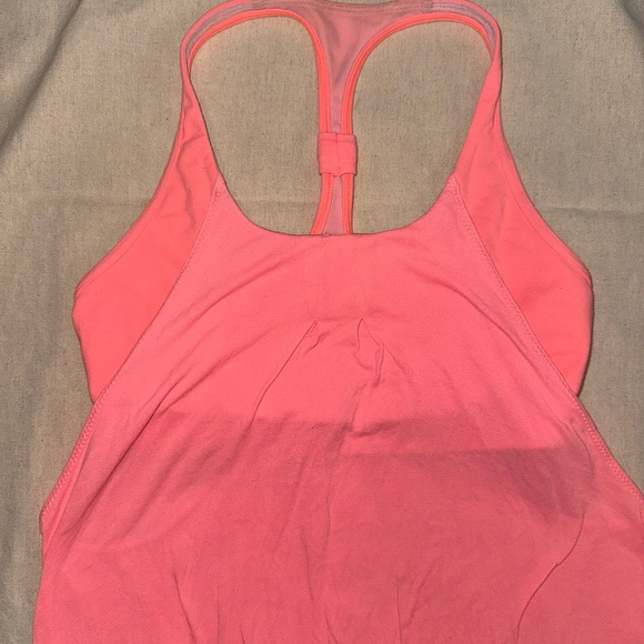 Lululemon size 6 practice freely tank top - Picture 3 of 8